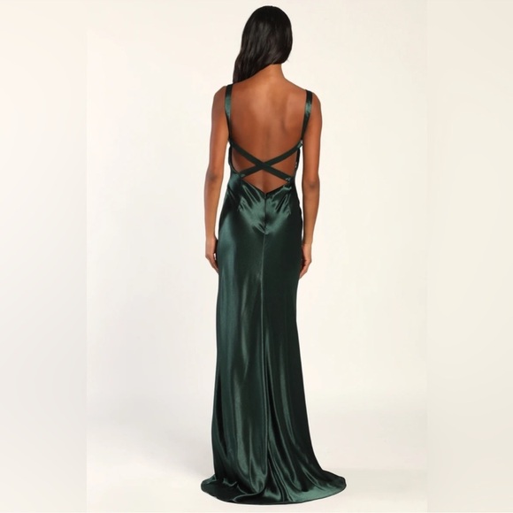 Lulus Perfectly Classy NWOT size Medium Emerald Green Satin Strappy Maxi Dress - Picture 2 of 14